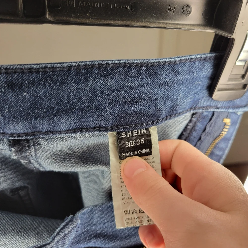 Jeans - Picture 3 of 3